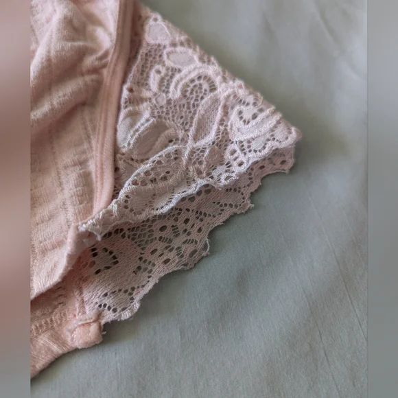 Anthropologie Sleepwear Light Pink Lace Bralette And Bloomers - Picture 6 of 11